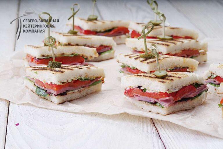 Мини сэндвичи из копченой говядины с доставкой для фуршета в СПБ
